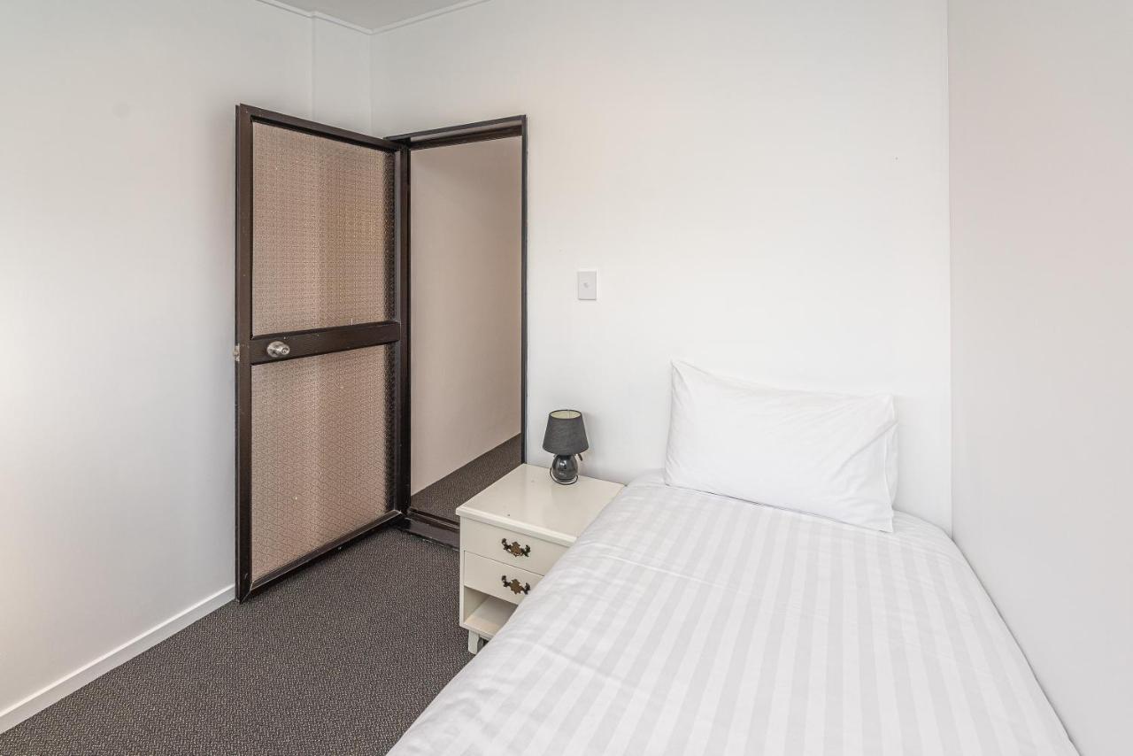 Burwood Motel Whanganui Exterior photo