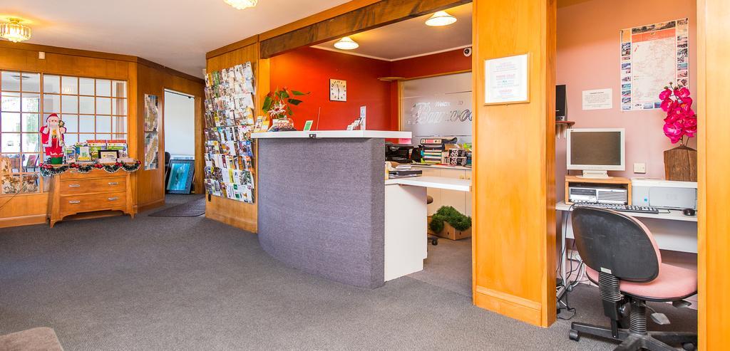 Burwood Motel Whanganui Exterior photo