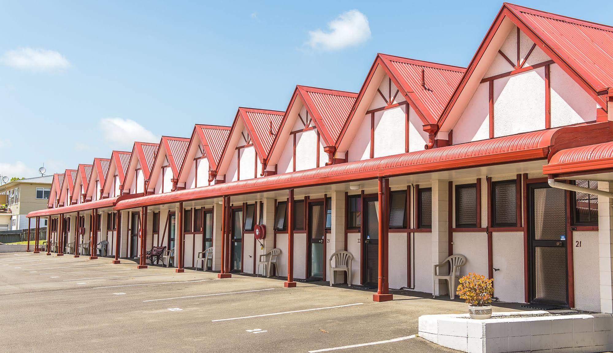 Burwood Motel Whanganui Exterior photo
