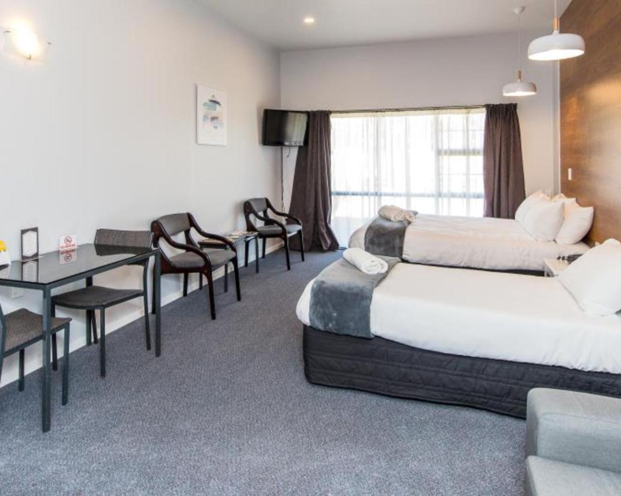 Burwood Motel Whanganui Room photo